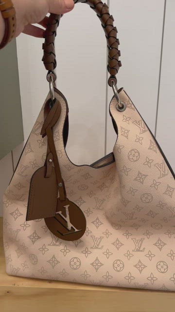 Louis Vuitton Monogram Mahina Carmel Hobo - White Hobos, Handbags -  LOU762613