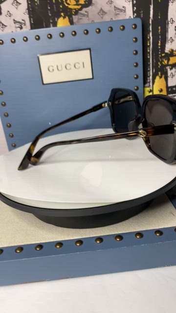 Gucci | Accessories | New Gucci Sunglasses Gg533sa 002  display picture 2