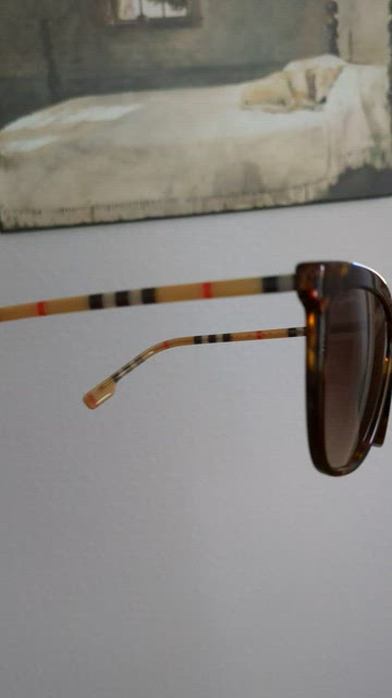 Burberry | Accessories | Burberry Square 56mm Dark Havana  display picture 3