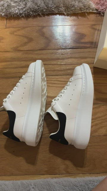 【関税&送料込】Alexander McQueen Sneakers White Alexander McQueen Oversized Sneaker “White Multi” Size 36.5
