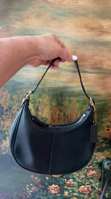 Coach | Bags | Vintage Coach Zoe Legacy 9593 In Excellent