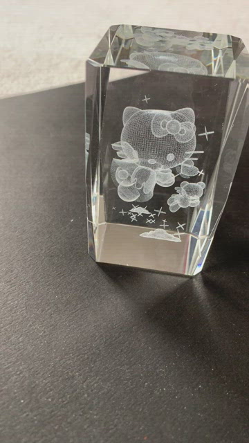 3D HELLO KITTY 3 Inch GLASS PAPERWEIGHT Laser Etched Crystal Cube