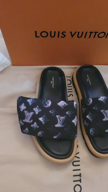 Louis Vuitton Women's Pool Pillow Comfort Mule Sandals Mahina