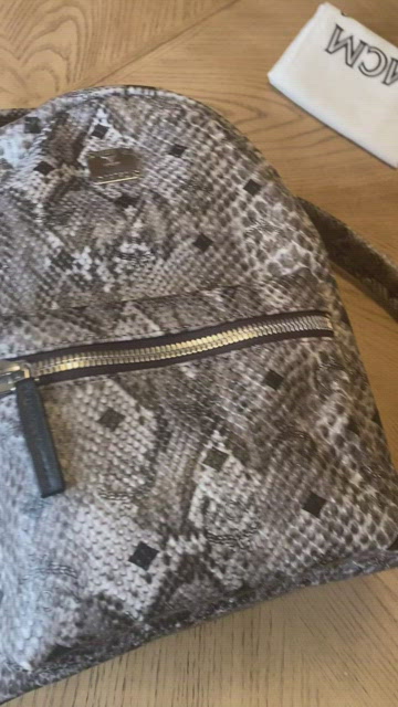 ❤️ Authentic MCM Python Leather Book bag NWT MCM GRAY PYTHON SNAKE BLACK DIAMOND PRINT MONOGRAM  main image 3