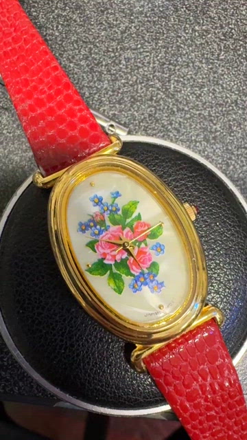 Avon | Accessories | Vintage Flowers On Valentines By Avon  display picture 3