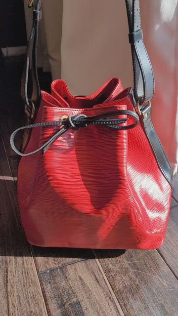 Women's Louis Vuitton Top-handle bags from C$805