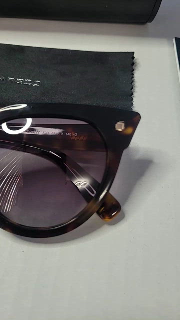 DSQUARED2 | Accessories | New Dsquared2 Ds277 Sunglasses  display picture 2