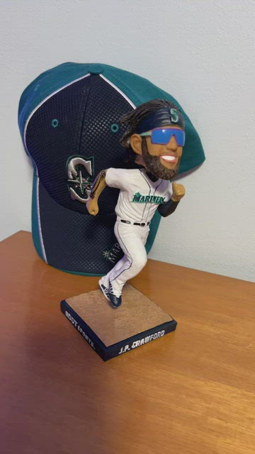 Seattle Mariners on X: .@jp_crawford makes his bobblehead debut 🙌 Watch  for free on @AppleTVPlus 👉    / X