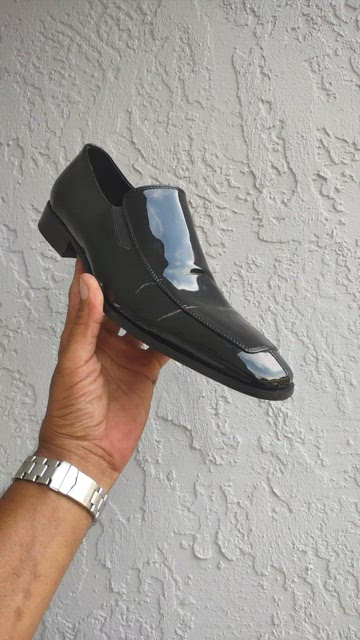 Calvin Klein Mens Gregory Black Patent Leather Square Toe Slip On Loafers 10M Calvin Klein Patent Leather Solid Dress Shoes for Men for  main image 3
