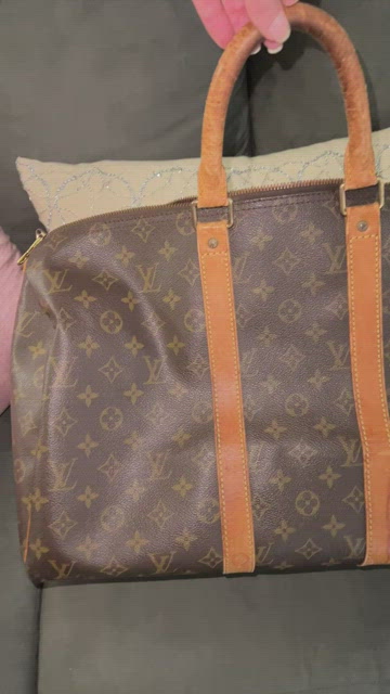 LOUIS VUITTON Keepall Bags in Green Leather - 101196 ref.887742