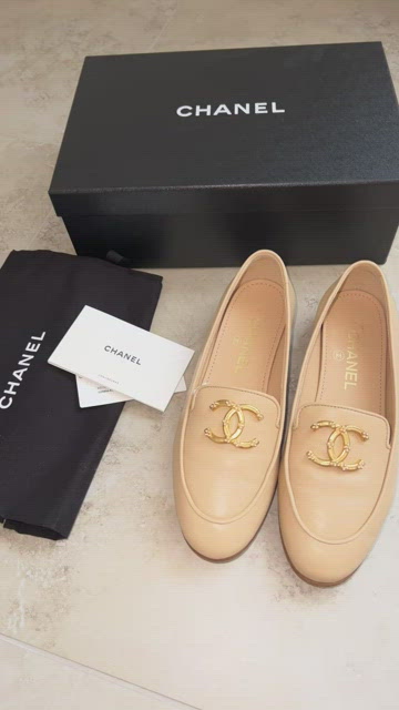 CHANEL, Shoes, Chanel Loafers