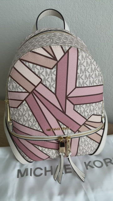 MICHAEL Michael Kors | Bags | Michael Kors Rhea Signature  display picture 3