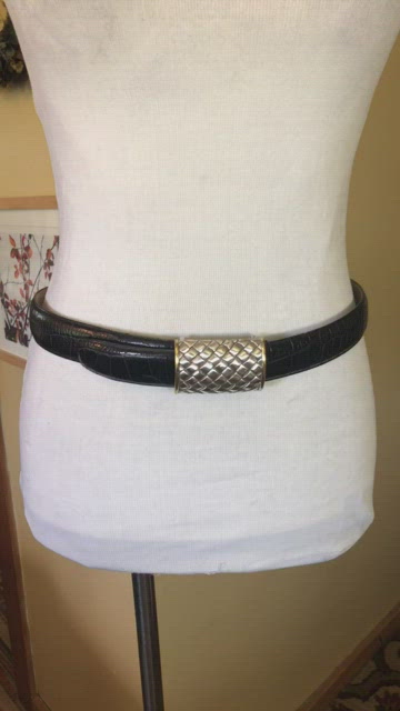 M DONCASTER Size Medium Leather Belt Alligator Embossed Silver/Gold Buckle NEW Black11_8_GlazedAlligatorBelt.  main image 4