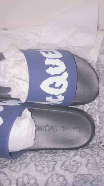 Alexander McQueen | Shoes | Alexander Mcqueen Graffiti Pool  display picture 1
