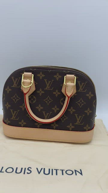Alma bb leather handbag Louis Vuitton White in Leather - 22531440