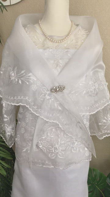 Beautiful White Maria Clara Filipiniana gown with classic embroidery, 3  pcs. Set