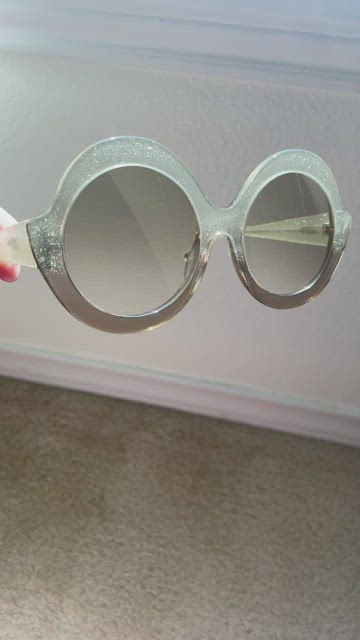 Alice + Olivia Stacey Sunglasses in Stellar image.png main image 4