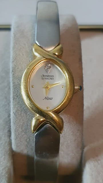 🦋5/$20🦋 Armitron Now #75/2176 Goldtone/Diamond Silver Women's Watch