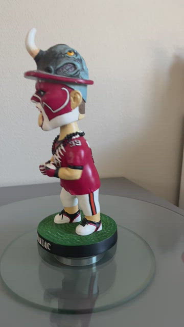 BUCMANIAC BIG NASTY TAMPA BAY BUCCANEERS BOBBLEHEAD! HALL OF FAME FAN!  Autograph