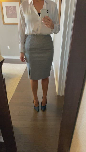 Torrid Slim Fix Pencil Skirt  Fitted pencil skirts, Pencil skirt, Gray  skirt