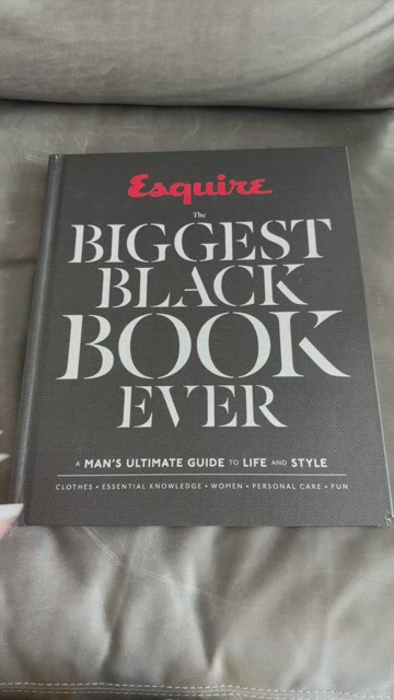 Esquire The Biggest Black Book Ever: A Man's Ultimate Guide to Life and  Style