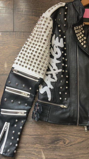 AKIRA, Jackets & Coats, Azalea Wang For Akira Savage Tiger Faux Leather  Moto Jacket Studs Zippers