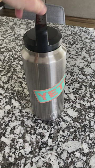 yeti water bottle 36 oz strap clip｜TikTok Search