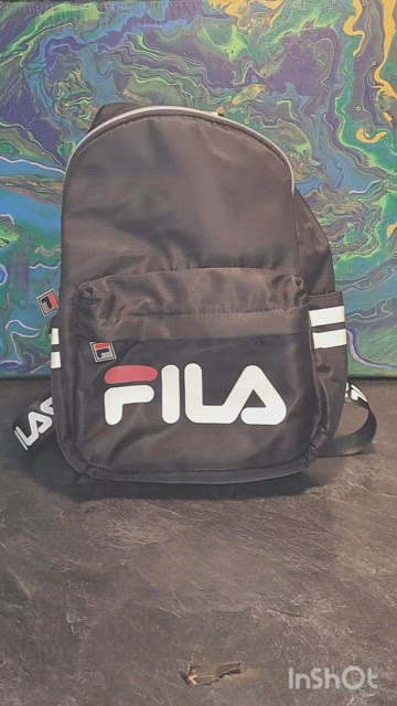 lululemon cinch bag Feel game ready in the Side-Cinch Shopper Bag in Green Jasper. Adjustable  side details let you customise your look  on and off the court