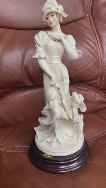 Statue Capodimonte porcelain Sign The Zodiac Fish Mini Figure Of Girl