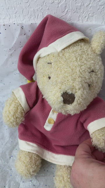 Winnie the shop pooh lullaby pillow