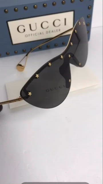 Gucci | Accessories | New Gucci Grey Gold Gg666s Gg Logo Cat  display picture 1