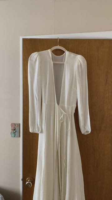 Hoping that this Reformation Milan wedding dress will make someone else  happy!