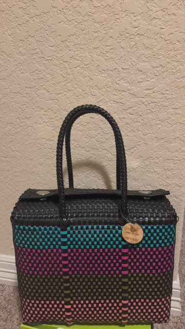  MARIA VICTORIA-Gold-Handwoven plastic Mexican tote bag. Perfect  for summer, indoor and outdoor activities. Water resistant. (MO) :  Clothing, Shoes & Jewelry