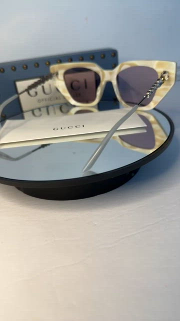 New Authentic GUCCI Crystal Embellished Cat Eye GG0641S Sunglasses White Gucci | Accessories | New Authentic Gucci Crystal  main image 4