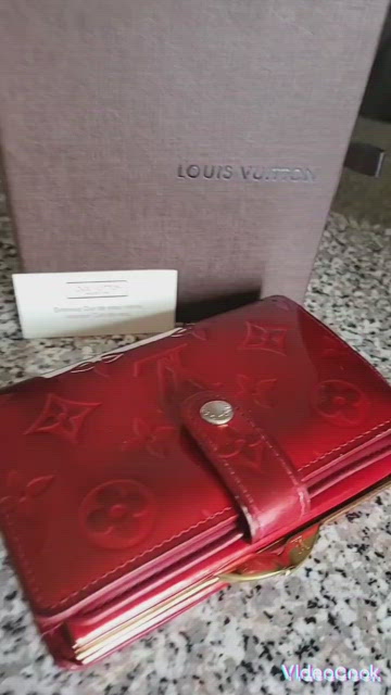 LOUIS VUITTON Red Monogram Vernis Porte Monevier-Viennois Kiss Lock  Wallet-$1200