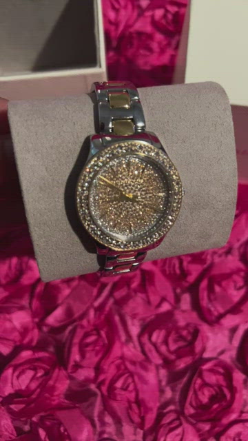 Michael Kors | Accessories | Mk Womens Liliane Threehand  display picture 1