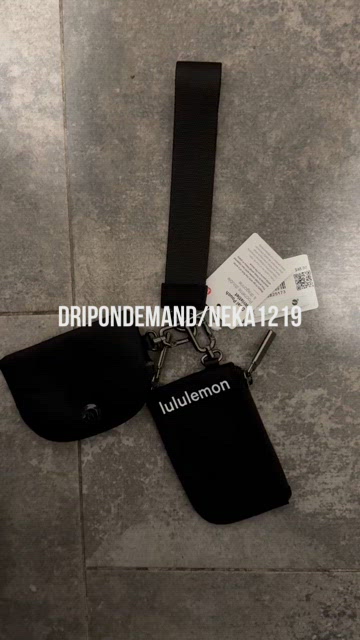 Lululemon Dual Pouch Wristlet Black in Waterproof Polyester with