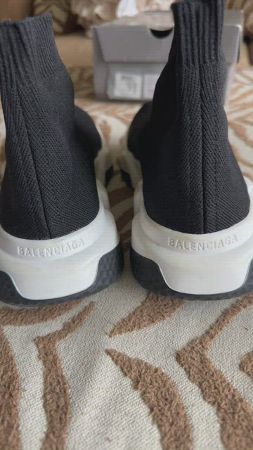 Balenciaga // Beige Knit Speed Sneaker – VSP Consignment