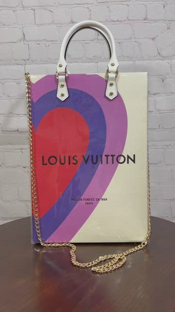 BRAND NEW, RARE & LIMITED EDITION 2020 Authentic Louis Vuitton Game On Gift  Bags