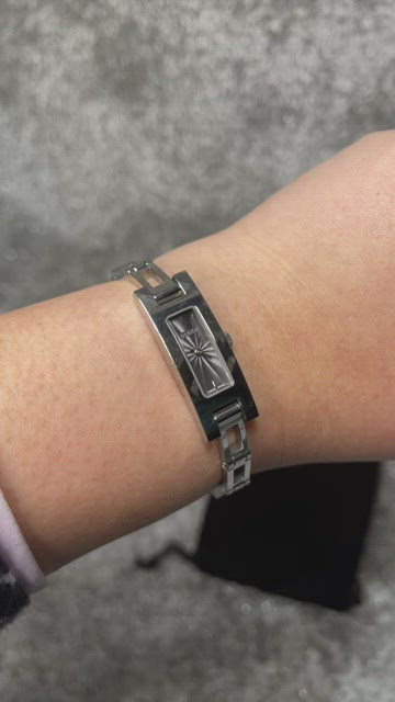 Gucci Watch 3900L Star burst EUC Ladies GUCCI 3900L DIAMOND Rectangular Stainless Steel Black  main image 4