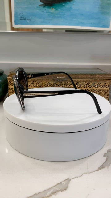 Givenchy | Accessories | Givenchy Leopard Print Sunglasses  display picture 3