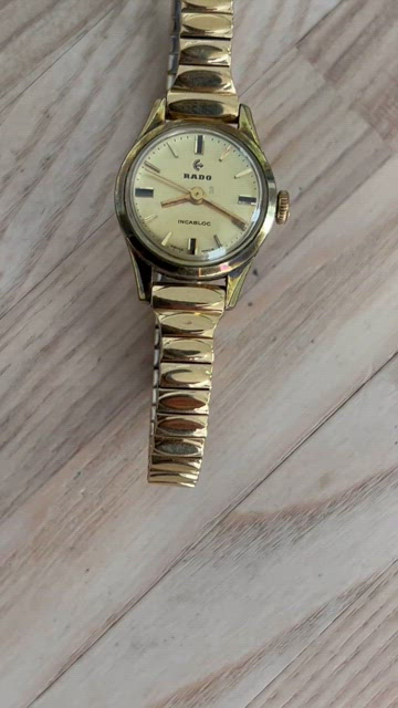 RADO Ladies Watch Super Rare Gold Plated Vintage Mechanical Stretch Bracelet Vintage Ladies RADO Florence 22mm Round Face Black and Gold  main image 4