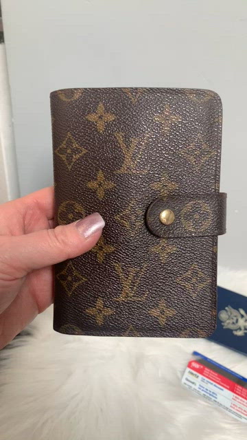 Louis Vuitton, Bags, 999 Authentic Louis Vuitton Large Porte Papier Zippe  Wallet Passport Holder