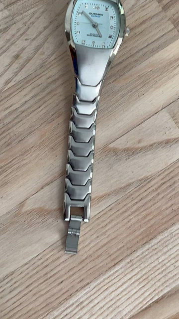 Quemax Galaxy Ladies Watch Stainless Steel Bracelet, Dial, Hands, and Markers Quemex | Accessories | Quemax Galaxy Ladies Watch Stainless  main image 2