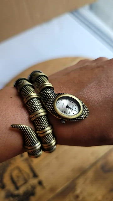 Kenneth Jay Lane | Accessories | Kenneth Jay Lane Watch  display picture 3