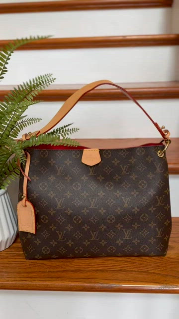 Louis Vuitton graceful pm - clothing & accessories - by owner