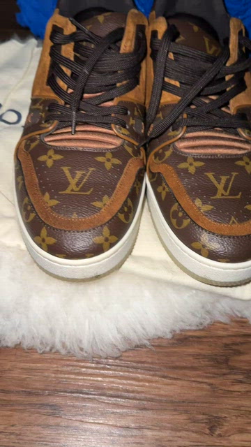 Louis Vuitton - Authenticated Beverly Hills Trainer - Leather White Plain for Men, Never Worn