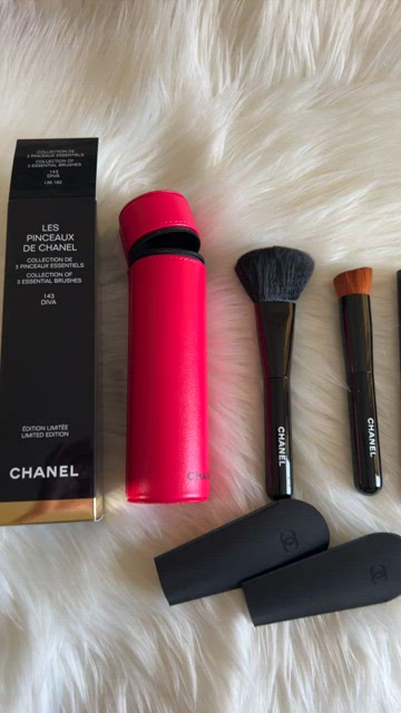 CHANEL, Makeup, Chanel Brush Set Codes Couleur Diva Color Leather Case