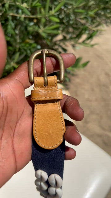 cowrie shell belt from Benin | Accessories | Vtg Authentic  display picture 2
