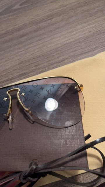 LOUIS VUITTON Grease Mask Sunglasses Z1469U Gold 998851